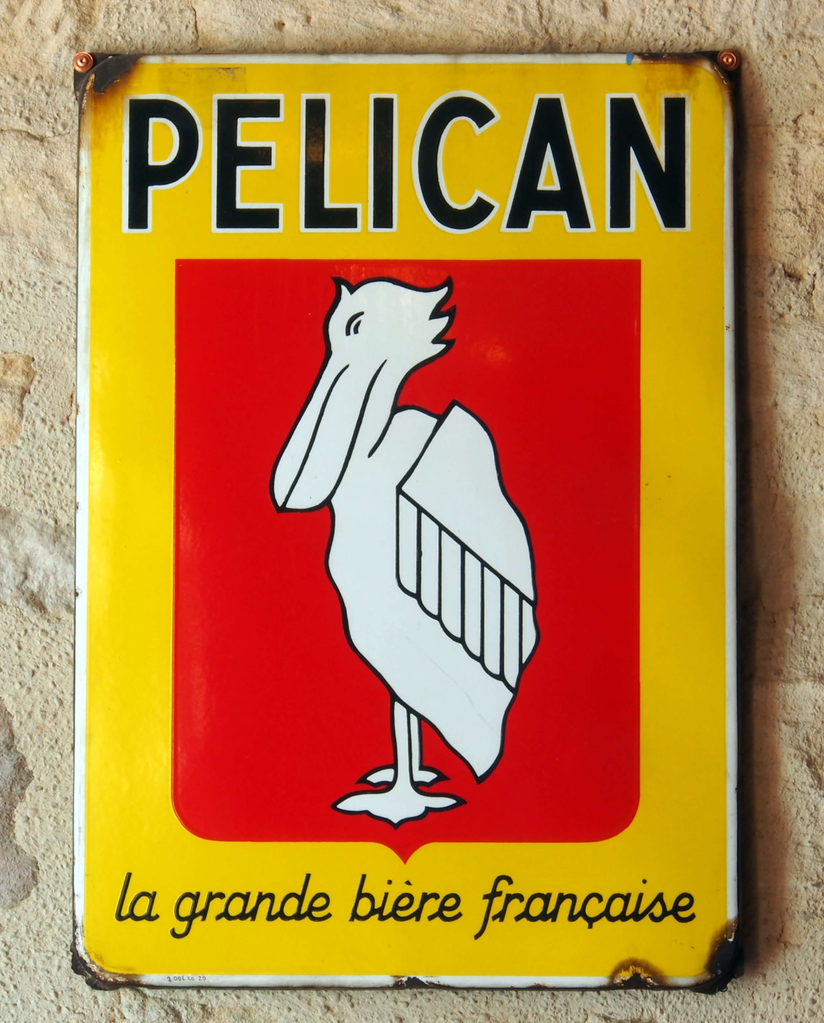 https://moeginews.com/wp-content/uploads/2026/04/Pelican_-_la_grande_biC3A8re_franC3A7aise2C_enamel_advert_at_the_MusC3A9e_EuropC3A9en_de_la_BiC3A8re.JPG